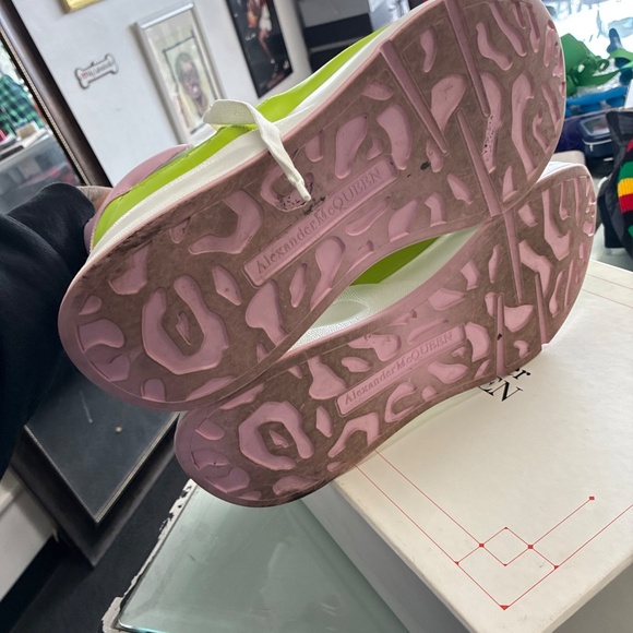 Alexander McQueen Oversized Men's Runner SZ 46 Rare No Size Tag Pre Owned Used - Picture 8 of 16